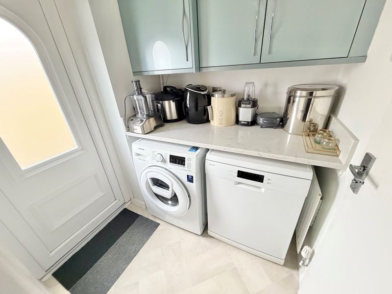 St. Kilda Close Stanney Oaks